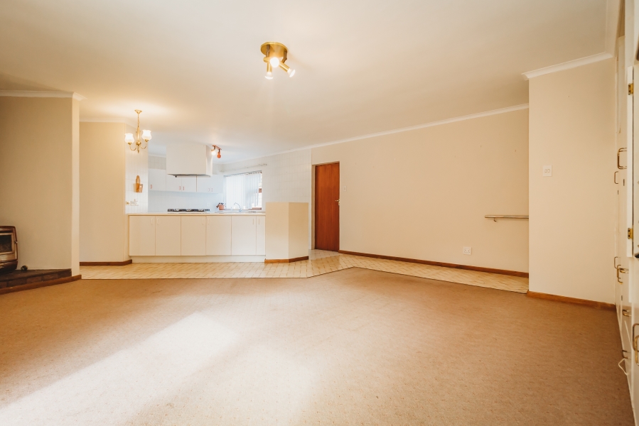 5 Bedroom Property for Sale in Camphersdrift Western Cape